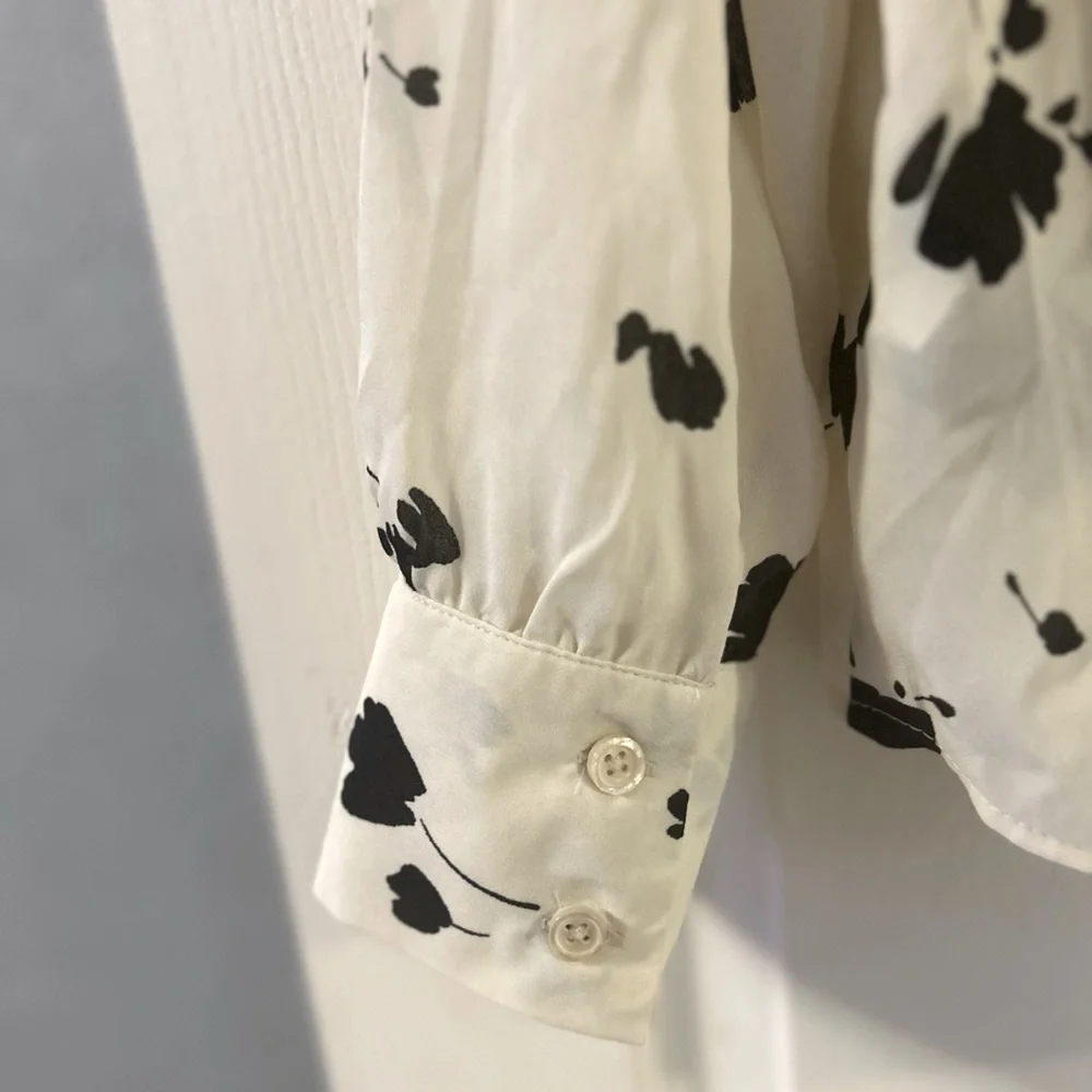 NWT Who What Wear Falling Tulip Button Up size medium - Picture 6 of 9